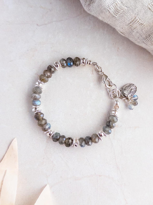 Silver Labradorite Gemstone Bracelet