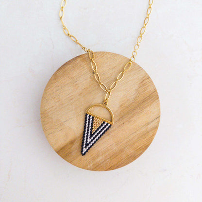 Beaded Black and White Triangle Gold Chain Link Necklace