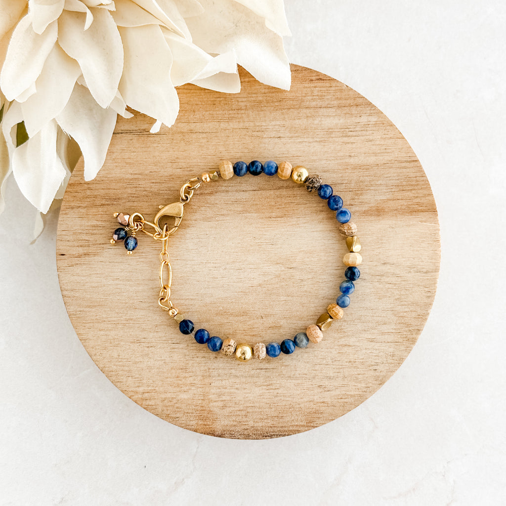 Sodalite Single Strand Bracelet